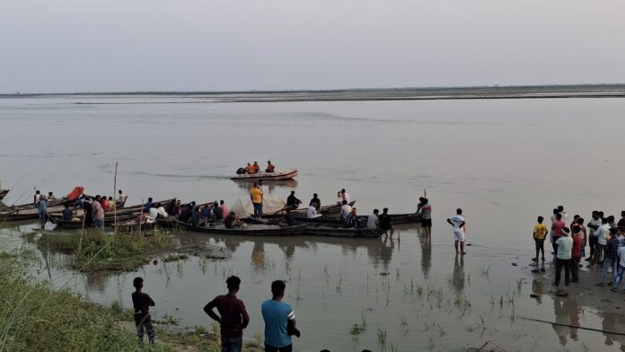 सारण के मांझी में सरयू नदी में नहाने गया युवक डूबा